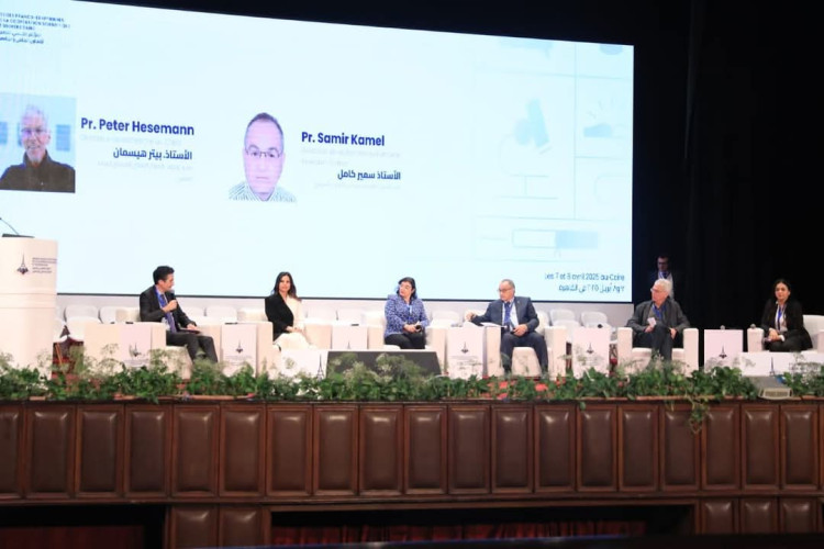 وزيرا التعليم العالي المصري والفرنسي يشهدان توقيع 42 بروتوكول تعاون بين الجامعات المصرية والفرنسية