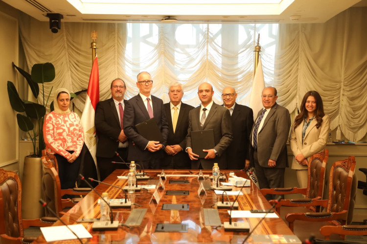 وزير التعليم العالي يشهد توقيع اتفاقية شراكة إستراتيجية بين مؤسسة الجامعات الكندية وجامعة أنجليا روسكين البريطانية