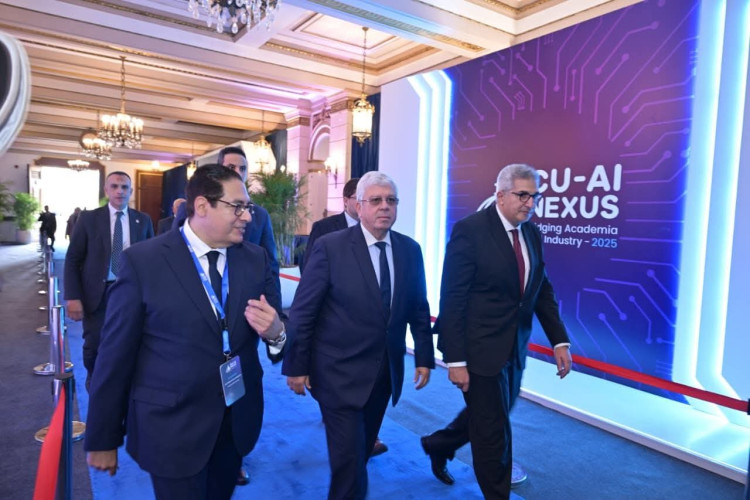 إنطلاق فاعليات مؤتمر جامعة القاهرة الدولي الاول للذكاء الإصطناعي بمشاركة واسعة من الوزراء والخبراء وبرعاية اليونسكو