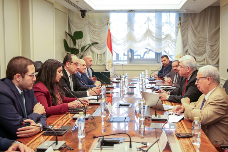 وزيرا التعليم العالي وقطاع الأعمال يناقشان مشروع إنشاء أول مدينة تعليمية جامعية متكاملة في إقليم الدلتا
