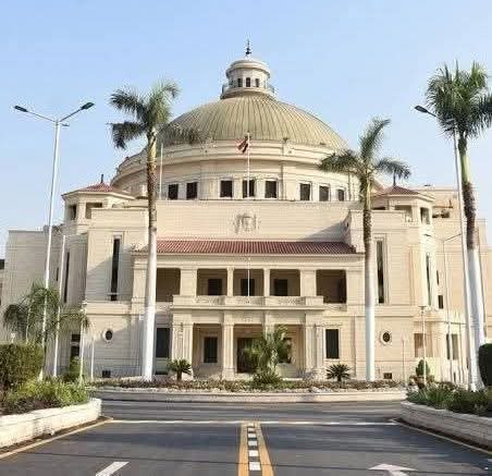 جامعة القاهرة : انتظام الدراسة منذ الساعات الأولى لانطلاق الفصل الدراسي الثاني بجميع الكليات والمعاهد وفق الخطة الزمنية المقررة