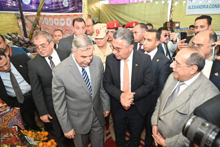 وزير التموين والفريق أحمد خالد محافظ الإسكندرية يفتتحان عددًا من المشروعات التموينية بالمحافظة لتعزيز منظومة الأمن الغذائي