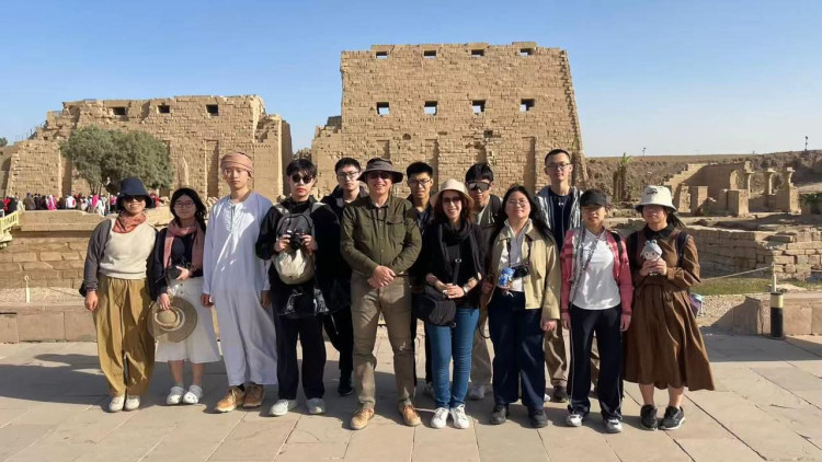 جامعة القاهرة تنظم مدرسة شتوية في الآثار لطلاب جامعة شنغهاي جياو تونج الصينية وتعزز شراكاتها الأكاديمية الدولية