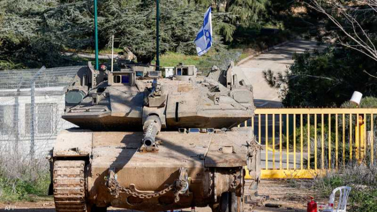 إسرائيل تعزز انتشار قواتها على حدود لبنان وسوريا