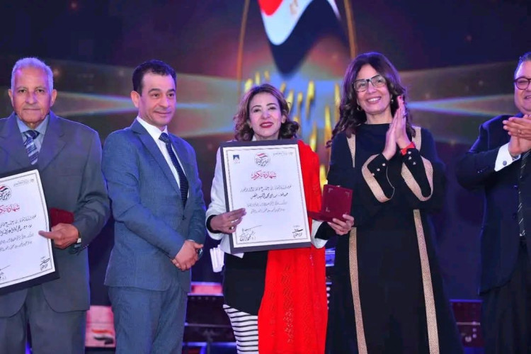 وزيرة الثقافة تشهد الاحتفال بذكرى نصر العاشر من رمضان وانطلاق برنامج «هل هلالك» وتُكرم نخبة من أبطال أكتوبر