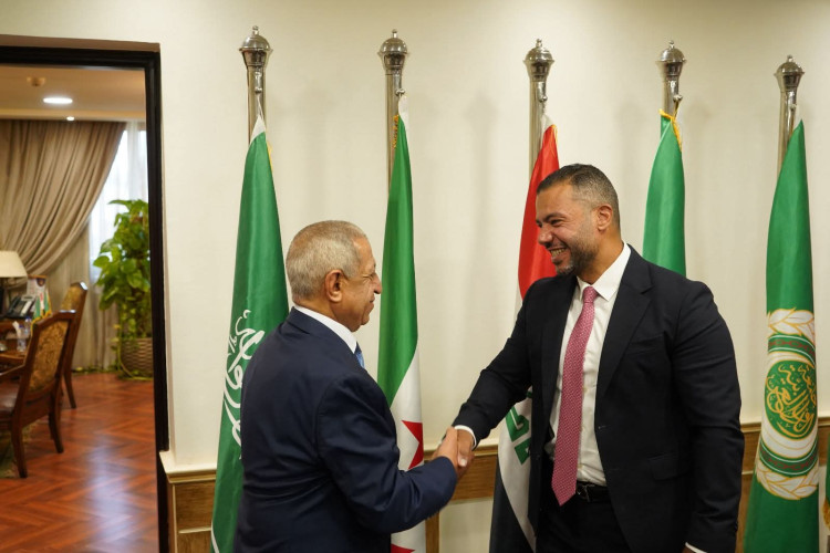 نائب رئيس البورصة المصرية يلقي ندوة بالأكاديمية العربية للعلوم والتكنولوجيا والنقل البحري حول الثقافة المالية والاستثمارية