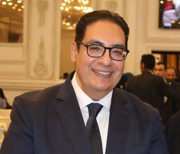 جامعة القاهرة الأهلية تُبرز ريادة طلاب الصيدلة الإكلينيكية في توظيف الذكاء الاصطناعي لخدمة الرعاية الصحية