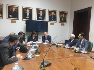 نائب وزير الزراعة تبحث مع سفير ايرلندا سبل تعزيز اوجه التعاون بين البلدين