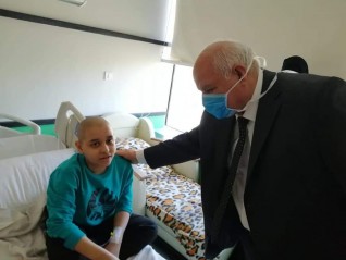 رئيس مجلس إدارة كهرباء جنوب الدلتا فى زيارة لمستشفى 57357 بالغربية