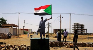 سفير تركيا في السودان يبحث مع وكيل الخارجية السودانية العلاقات الثنائية