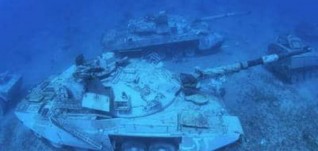 افتتاح أول متحف عسكري تحت الماء