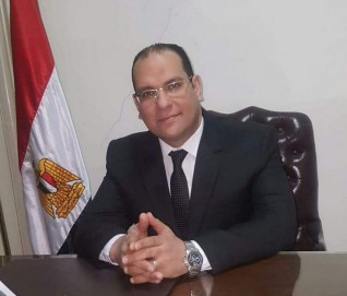 ادريس يشيد بمجهودات السيسي داخليا  وخارجيا