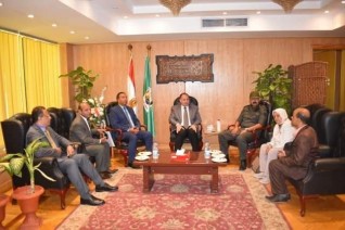 محافظ الفيوم يستقبل المهنئين بعيد الأضحى المبارك