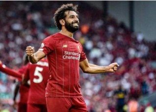 "محمد صلاح" في دائرة اهتمام قطبي الكرة الاسباني