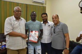 أسوان يتعاقد مع اوكري مهاجم المنتخب الإثيوبى و سموحة السابق رسميآ