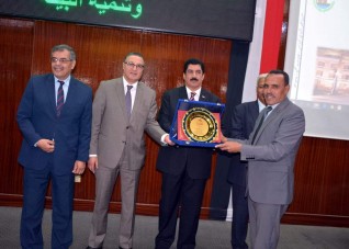 محافظ القليوبية ورئيس جامعة بنها يشهدان احتفالية تكريم المشاركين فى مشروع تطوير قرية كفر فرسيس