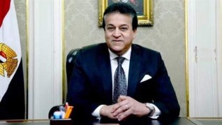 وزير التعليم العالى يستعرض تقريرًا حول بروتوكول القومية للاستشعار عن بعد وشبكات الجيزة