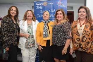 منى رجب ضيفة لجنة الصورة العامة ونادي " ريفير نايل " بـ "روتاري مصر"