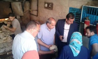 محافظ الشرقية يفاجئ مخابز مدينة منيا القمح