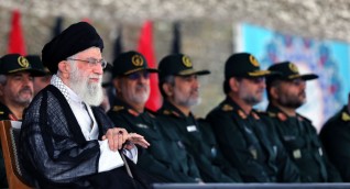 إيران: العقوبات الجديدة دليل على الغطرسة الأمريكية