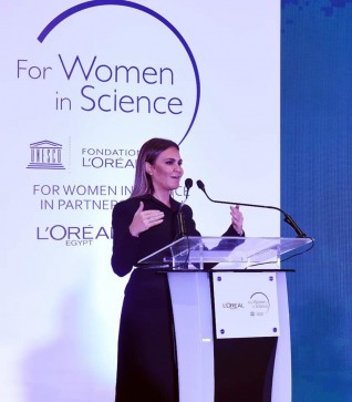 وزيرة الاستثمار والتعاون الدولى تكرم 3 باحثات مصريات فائزات بزمالة برنامج لوريال-يونيسكو