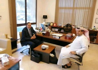 رئيس جامعة سوهاج يناقش سبل التعاون مع جامعات البحرين وأكاديمية بروسيا