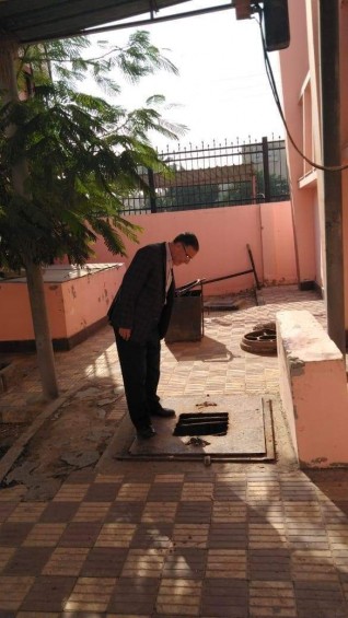 أبوزيد يطمئن علي محطات الرفع تحسباً للأمطار