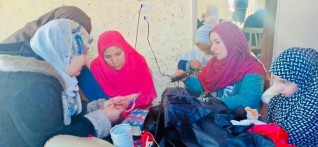 جلود بالكروشيه وورش خيامية بقرية شلقام ببنى مزار