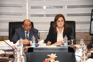 وزيرا التخطيط والتنمية المحلية يبحثان آخر مستجدات مبادرة "حياة كريمة"