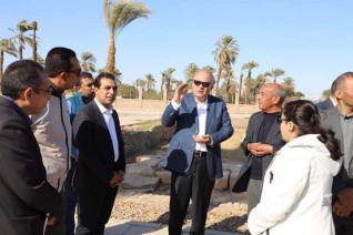 محافظ قنا يجري زيارة ميدانية لمعبد دندرة