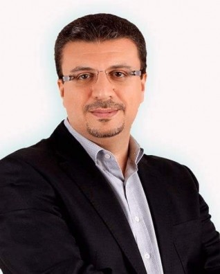 تكريم رموز المجتمع بحضور عدد كبير من العلماء والإعلاميين