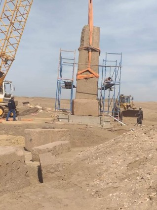 الأثار تبدأ في أعمال ترميم ورفع مسلتين للملك رمسيس الثاني في صان الحجر