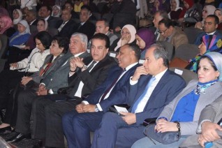 وزير التعليم العالي يفتتح فعاليات شهر العلوم المصري