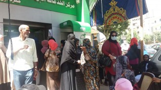الأهالى تناشد الجهات المسئولة بتطبيق النظام داخل المؤسسات للحد من الإصابة بفيروس كورونا