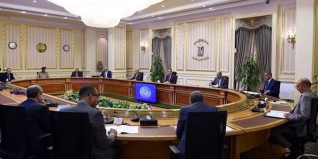 رئيس الوزراء يترأس إجتماع اللجنة الرئيسية لتقنين أوضاع الكنائس