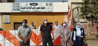 جرامون وهالة عاشور يرافقان هشام رفعت للإطمئنان على انتظام دخول الطلاب اللجان