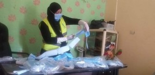 مستقبل وطن بأدفو يفتتح ورشة لتصنيع الكمامات ويوزعها مجانا على المواطنين