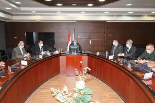 وزير النقل يعقد اجتماعاً موسعاً مع مستشار رئيس الجمهورية للتخطيط العمراني والجهات المعنية