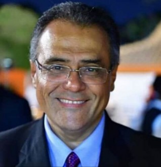 نائب رئيس جامعة عين شمس يعلن تدشين نظام إدارة التعلم الإلكتروني بكافة الكليات