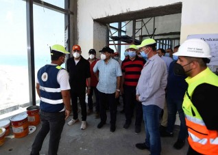 رئيس الوزراء يتفقد مشروع "الماسة" بمدينة العلمين الجديدة