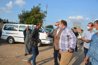 محافظ القليوبيه يشن حملة مكبرة لرفع الإشغالات بحرم الطريق الزراعي بنطاق مركز ومدينة بنها