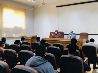 ندوة عن الإجراءات الاحترازية لمواجهة «كورونا»  بكلية العلوم جامعة السويس