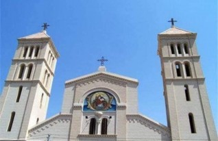 الكنائس القبطية الارثوذكسية تصلي قداس عيد الغطاس بدون حضور شعب