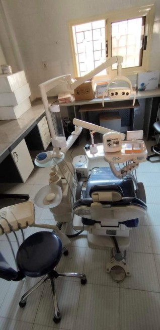 تزامنا مع اليوم العالمي لأطباء الأسنان..تركيب وحدة أسنان كاملة بالبحيرة