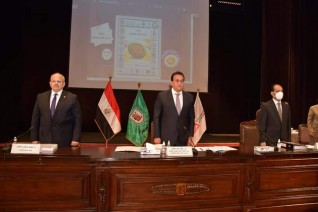 وزير التعليم العالي يرأس اجتماع المجلس الأعلى للجامعات