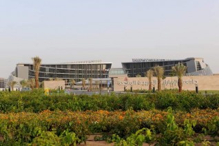 جامعة الإمارات توقع مذكرة تفاهم مع  "إيرو فارمس" الأمريكية لتعزيز جهود تحقيق الأمن الغذائي