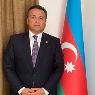 قنصل أذربيجان في دبي يؤكد أذربيجان دولة ديمقراطية قائمة على المساواة