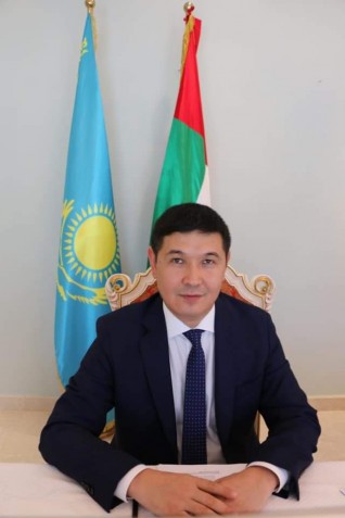 السفير الكازاخي: حققت مركزا ثقافيا واقتصاديا عالميا