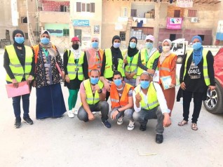 بالصور .. حملة الزيارات المنزلية لصندوق مكافحة الإدمان تصل لملاعب شيحة