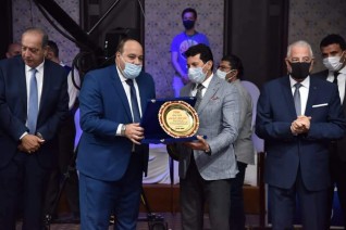 صبحي وفودة يحضران ختام فعاليات بطولة العالم للبليارد الفرنسي بشرم الشيخ